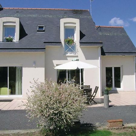 Amazing Apartment In Roz-Landrieux With Kitchen Exterior foto